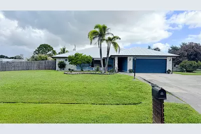 757 SE Lighthouse Avenue, Port Saint Lucie, FL 34983 - Photo 1