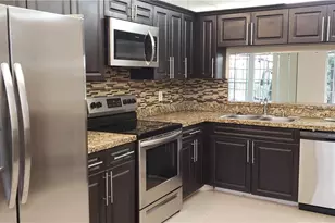7050 NW 44th St, Lauderhill, FL 33319 - Photo 5
