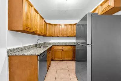 124 SW 10th Avenue, Boynton Beach, FL 33435 - Photo 3