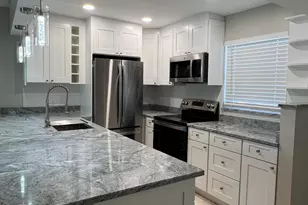 230 NE 26th Ave, Boynton Beach, FL 33435 - Photo 11