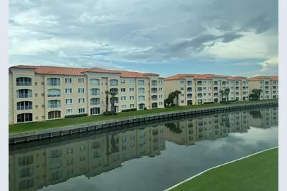 7 Harbour Isle Drive E #304, Fort Pierce, FL 34949 - Photo 1