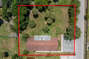 9287 Sunrise Dr, West Palm Beach, FL 33403 - Photo 9