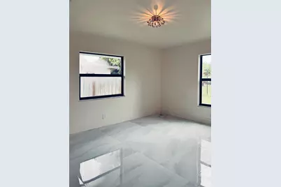9287 Sunrise Drive, West Palm Beach, FL 33403 - Photo 11