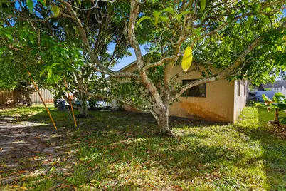 3750 NW 73rd Avenue, Lauderhill, FL 33319 - Photo 49