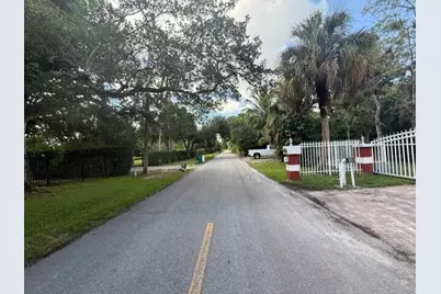 5800 Pinetree Road, Parkland, FL 33067 - Photo 23