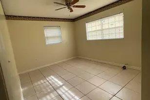 2801 Avenue E, Fort Pierce, FL 34947 - Photo 7