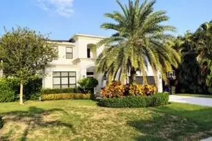 512 Lake Dr, Delray Beach, FL 33444 - Photo 1