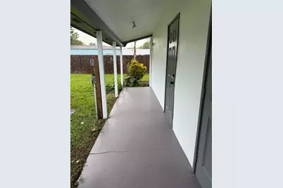 1315 Parkland Boulevard, Fort Pierce, FL 34982 - Photo 5