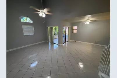 1117 SE 5th Court, Dania Beach, FL 33004 - Photo 11