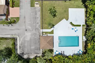 2035 SW 24th Circle, Boynton Beach, FL 33426 - Photo 21