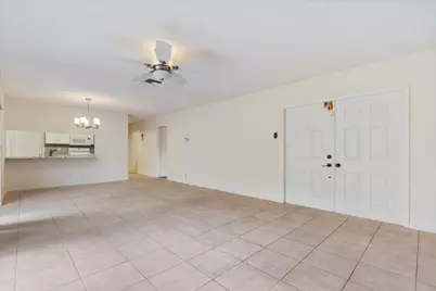 2035 SW 24th Circle, Boynton Beach, FL 33426 - Photo 5