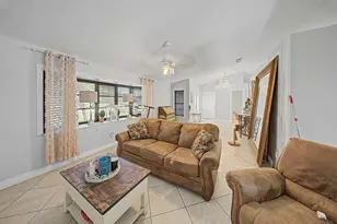 2185 NE Ocapi Ct, Jensen Beach, FL 34957 - Photo 9