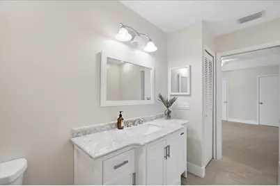 320 NE Surfside Avenue, Port Saint Lucie, FL 34983 - Photo 17
