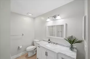 320 NE Surfside Ave, Port Saint Lucie, FL 34983 - Photo 15