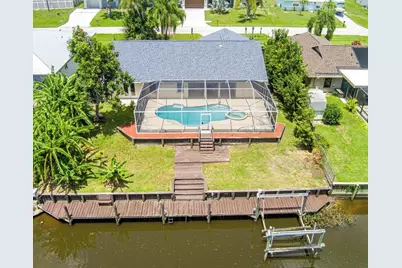 320 NE Surfside Avenue, Port Saint Lucie, FL 34983 - Photo 29
