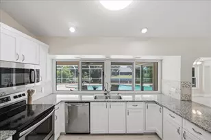 320 NE Surfside Ave, Port Saint Lucie, FL 34983 - Photo 11