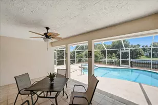 320 NE Surfside Ave, Port Saint Lucie, FL 34983 - Photo 21