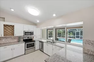 320 NE Surfside Ave, Port Saint Lucie, FL 34983 - Photo 5
