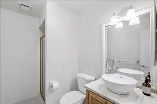320 NE Surfside Ave, Port Saint Lucie, FL 34983 - Photo 15