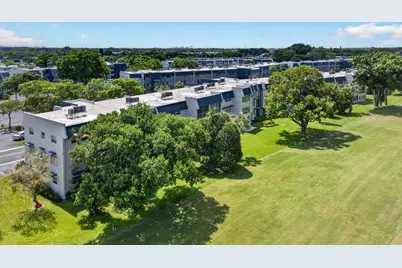7827 Golf Cir Drive #301, Margate, FL 33063 - Photo 11