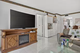 7827 Golf Cir Dr, Margate, FL 33063 - Photo 35