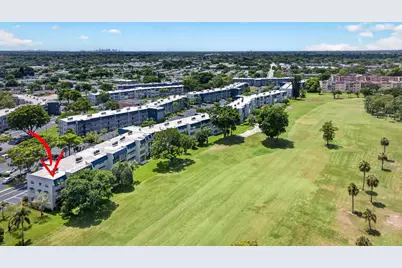 7827 Golf Cir Drive #301, Margate, FL 33063 - Photo 9