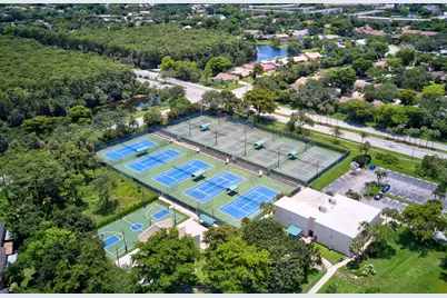 2581 Carambola Circle N, Coconut Creek, FL 33066 - Photo 41