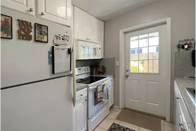 5932 NE 17th Road, Fort Lauderdale, FL 33334 - Photo 7