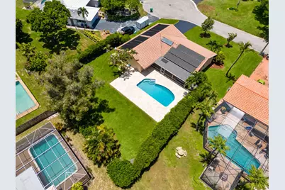 10380 NW 39th Manor, Coral Springs, FL 33065 - Photo 9