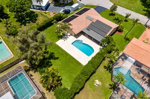 10380 NW 39th Manor, Coral Springs, FL 33065 - Photo 9