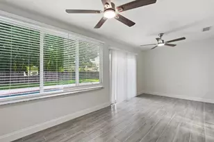 2410 SE Warwick St, Port Saint Lucie, FL 34984 - Photo 11