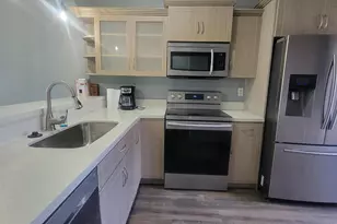 9520 W Daffodil Ln, Miramar, FL 33025 - Photo 3