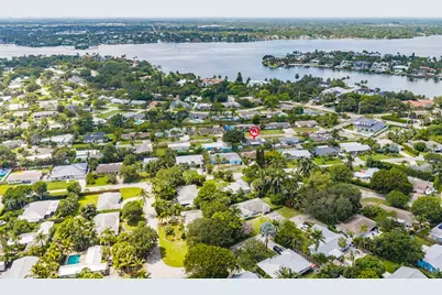 225 River Terrace Drive, Jupiter, FL 33469 - Photo 33