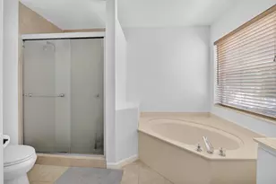 6160 Windlass Cir, Boynton Beach, FL 33472 - Photo 23