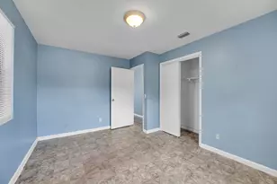 1208 W 32nd St, Riviera Beach, FL 33404 - Photo 9