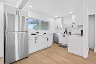 230 SW 6th Ave, Delray Beach, FL 33444 - Photo 9