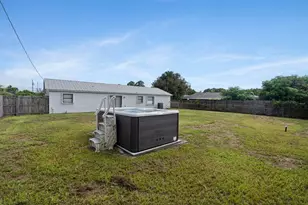 1089 SW Janar Ave, Port Saint Lucie, FL 34953 - Photo 21