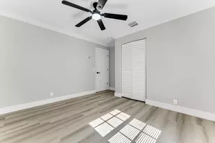 181 NE 51st St, Oakland Park, FL 33334 - Photo 7
