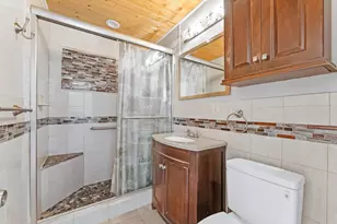 708 Hillcrest Blvd, West Palm Beach, FL 33405 - Photo 17