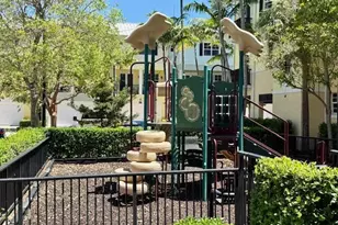 225 S Latitude Cir, Delray Beach, FL 33483 - Photo 23