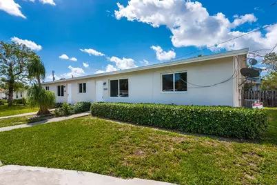 3482 48th Lane S, Lake Worth, FL 33461 - Photo 3