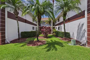 15451 Pembridge Dr, Delray Beach, FL 33484 - Photo 3