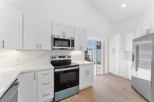 897 Dickens Pl, West Palm Beach, FL 33411 - Photo 7