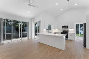 897 Dickens Pl, West Palm Beach, FL 33411 - Photo 5