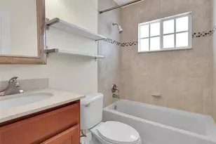 410 SW 15th St, Pompano Beach, FL 33060 - Photo 9