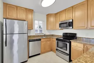 410 SW 15th St, Pompano Beach, FL 33060 - Photo 5