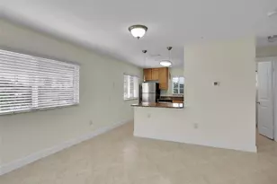 410 SW 15th St, Pompano Beach, FL 33060 - Photo 3