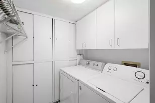 10837 W Clairmont Cir, Tamarac, FL 33321 - Photo 11
