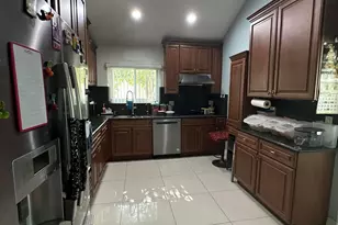 8 Elton Pl, Boynton Beach, FL 33426 - Photo 5
