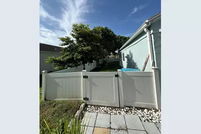 8 Elton Place, Boynton Beach, FL 33426 - Photo 23